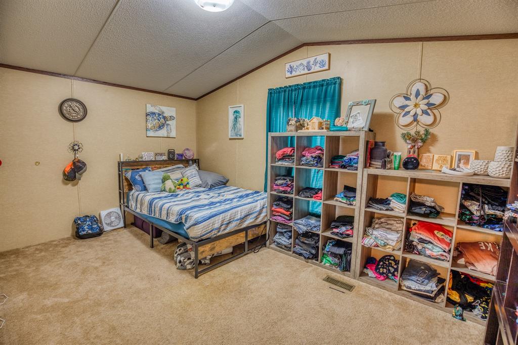5200 & 5220 Schulenberg Lane, Burton, Texas image 6