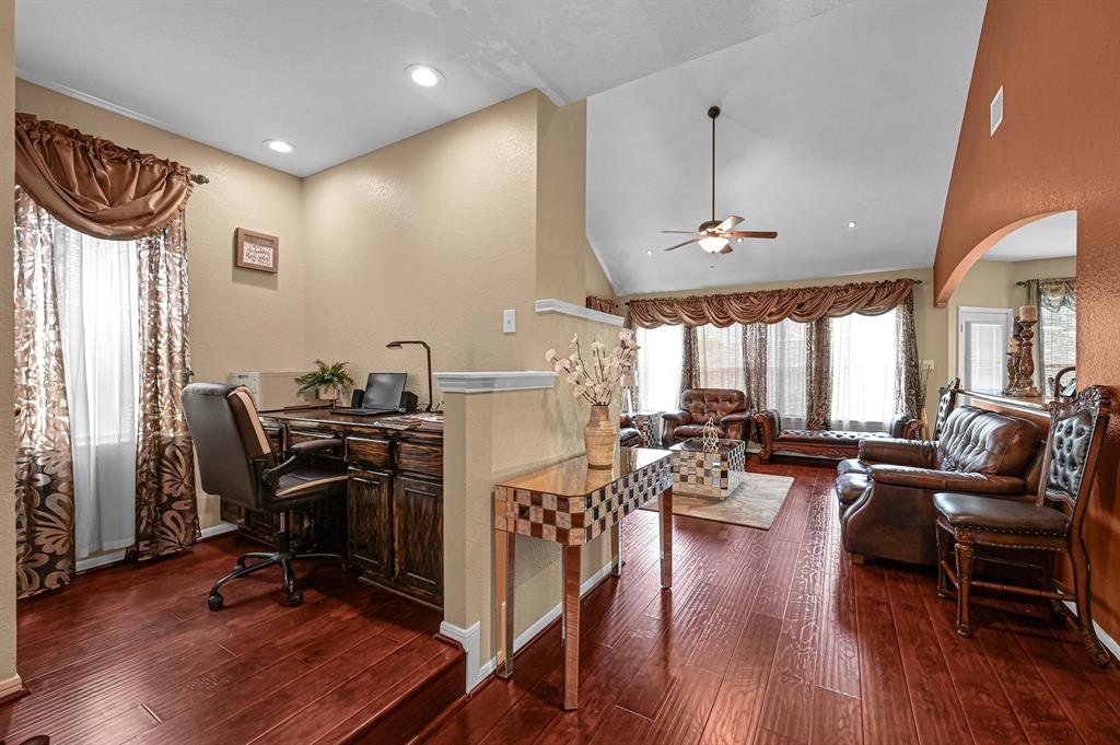 5542 Morgan Park Lane, Sugar Land, Texas image 3
