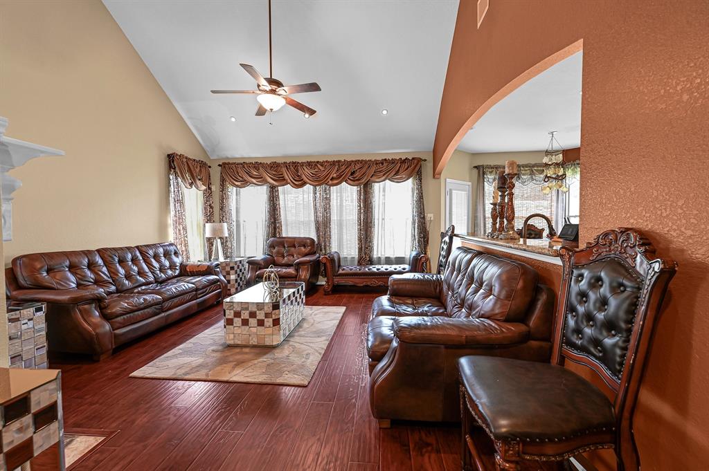 5542 Morgan Park Lane, Sugar Land, Texas image 4