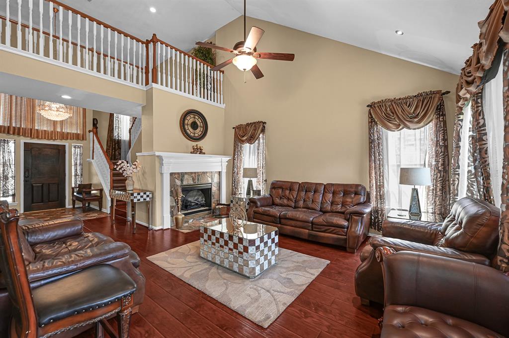 5542 Morgan Park Lane, Sugar Land, Texas image 5