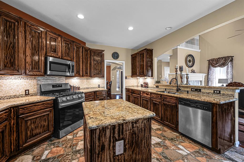 5542 Morgan Park Lane, Sugar Land, Texas image 9
