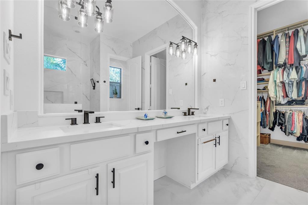 70 Mill Point Place, The Woodlands, Texas image 17