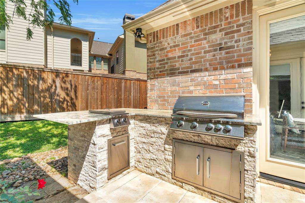 70 Mill Point Place, The Woodlands, Texas image 33