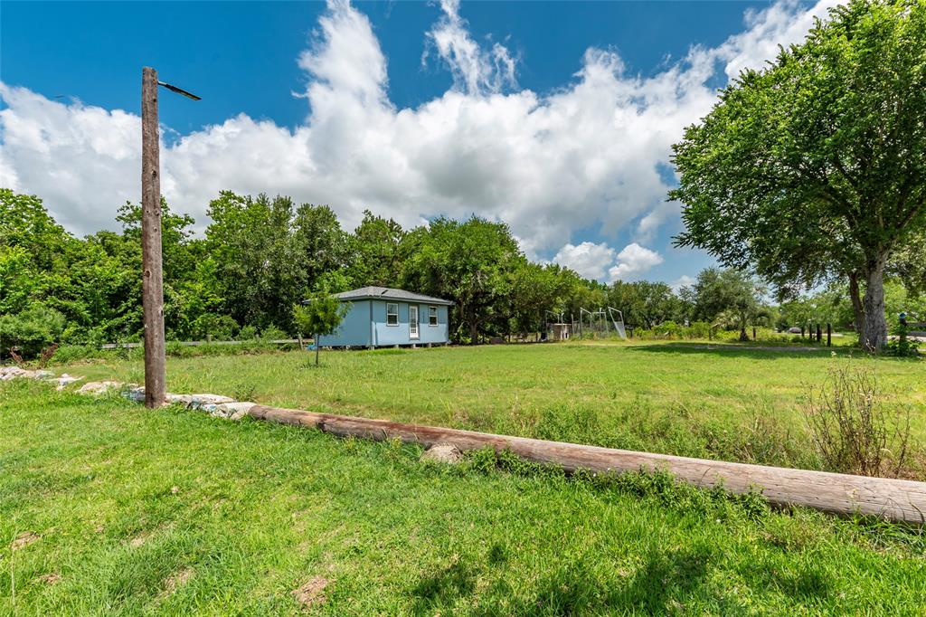 7230 Moore Street, Hitchcock, Texas image 10