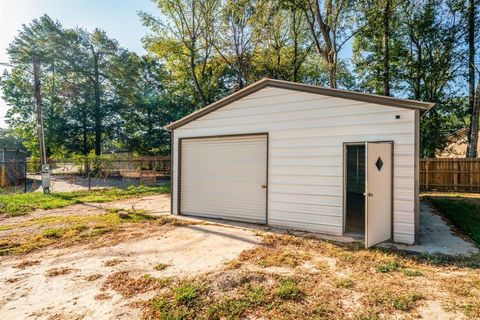 A home in New Caney