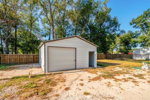 A home in New Caney