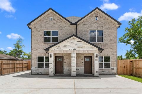 102 Schade Lane Houston TX 77037