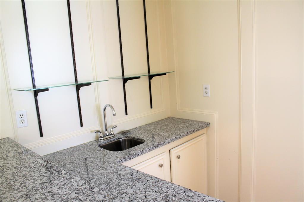 6103 Portal Drive, Houston, Texas image 13