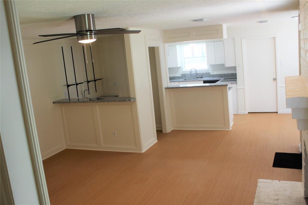 6103 Portal Drive, Houston, Texas image 4