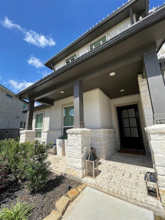 25014 Ryleigh Cove Circle