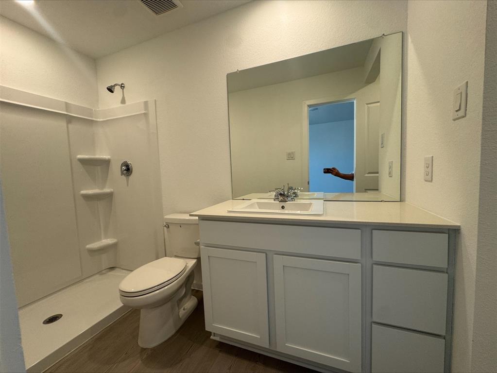 18434 Dicarlo Drive, New Caney, Texas image 5