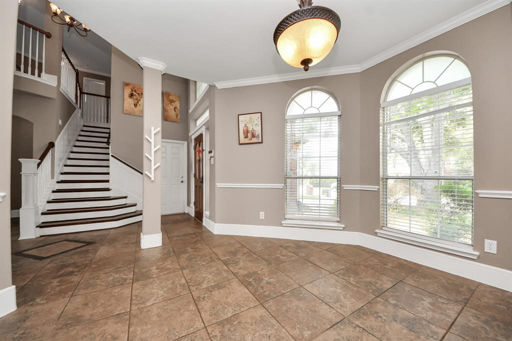 3613 Pine Valley Drive, Pearland, Texas image 8