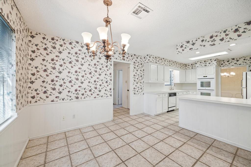 13227 Holston Hills Drive, Houston, Texas image 9