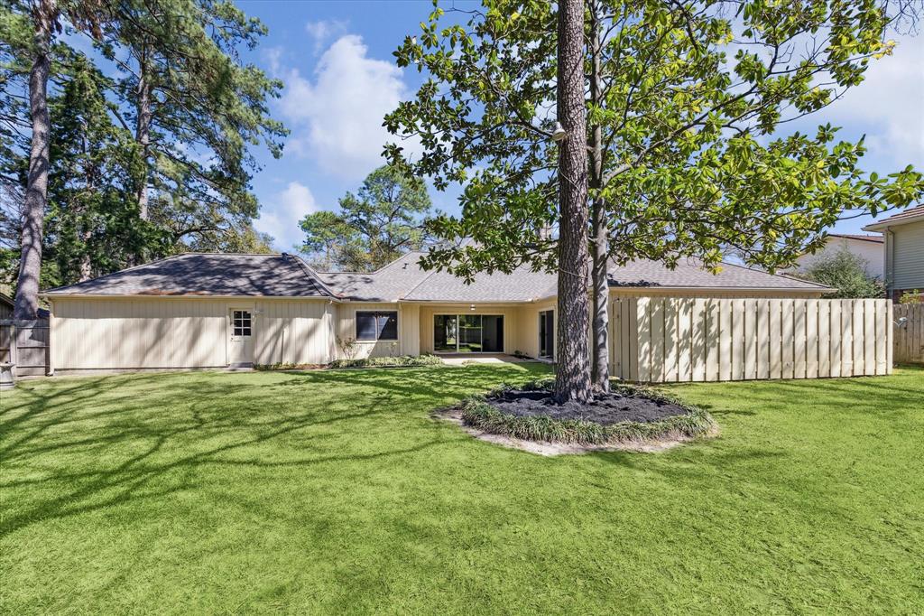 13227 Holston Hills Drive, Houston, Texas image 16