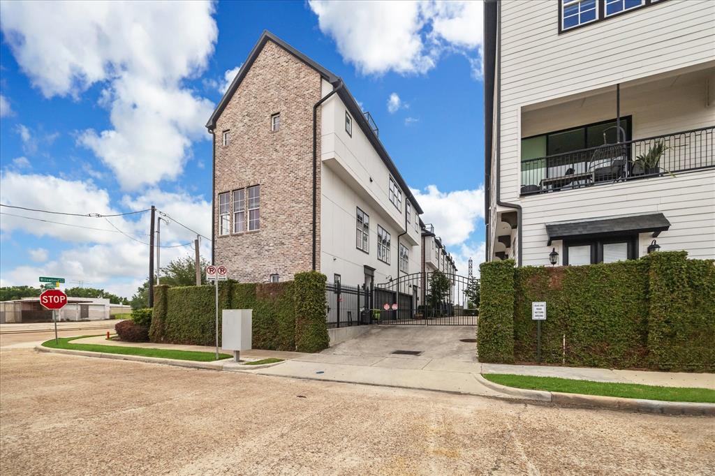 4124 Willowbend Boulevard, Houston, Texas image 26