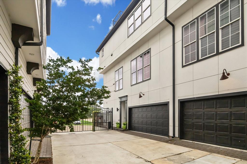4124 Willowbend Boulevard, Houston, Texas image 25