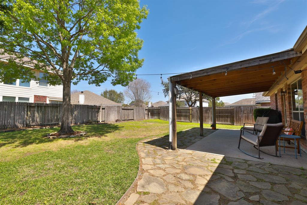 19214 Crescent Pass Drive, Tomball, Texas image 25