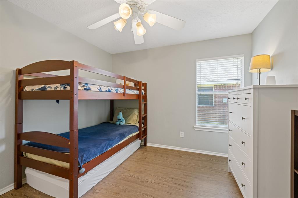 19214 Crescent Pass Drive, Tomball, Texas image 20