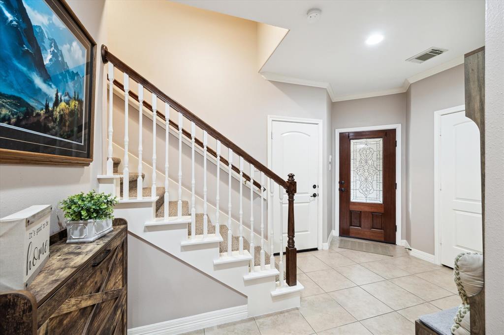 8430 Sunset Loch Drive