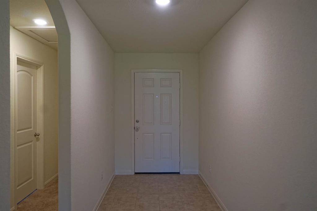 9514 Garnet Grove Drive, Iowa Colony, Texas image 16