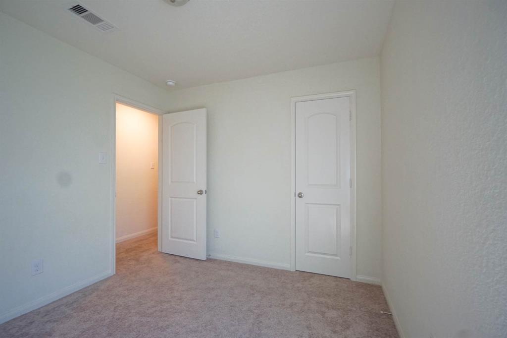 9514 Garnet Grove Drive, Iowa Colony, Texas image 39