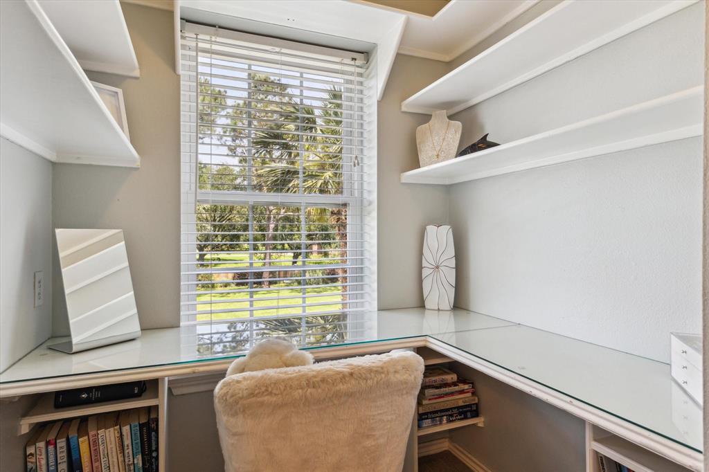 905 Evergreen Drive, Friendswood, Texas image 30