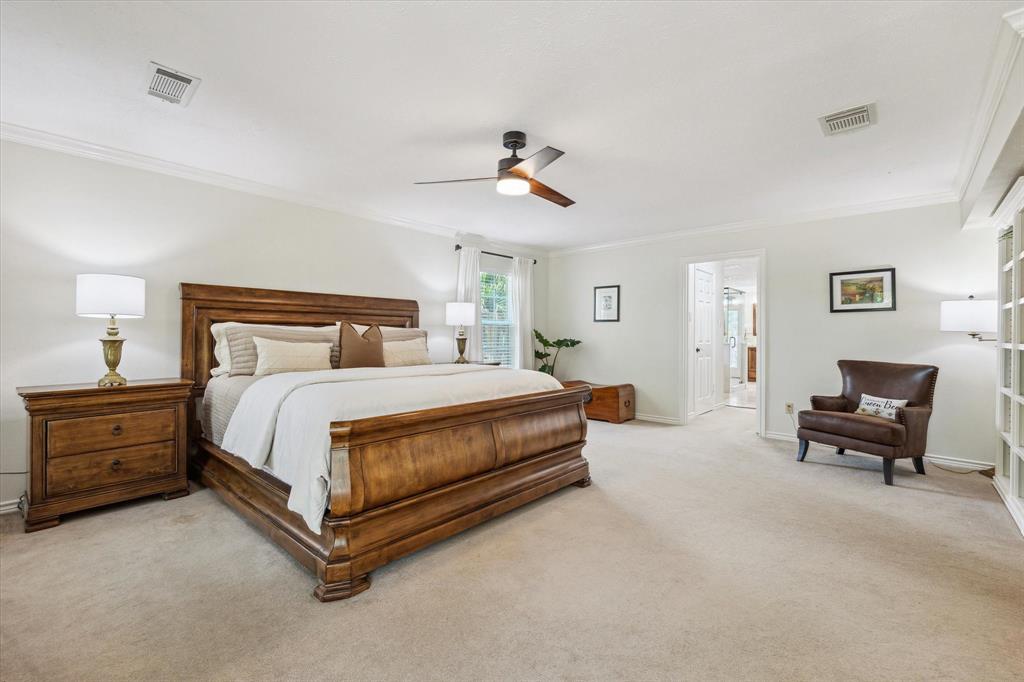905 Evergreen Drive, Friendswood, Texas image 19