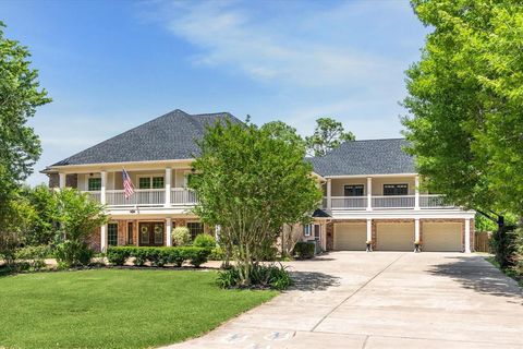 905 Evergreen Drive Friendswood TX 77546