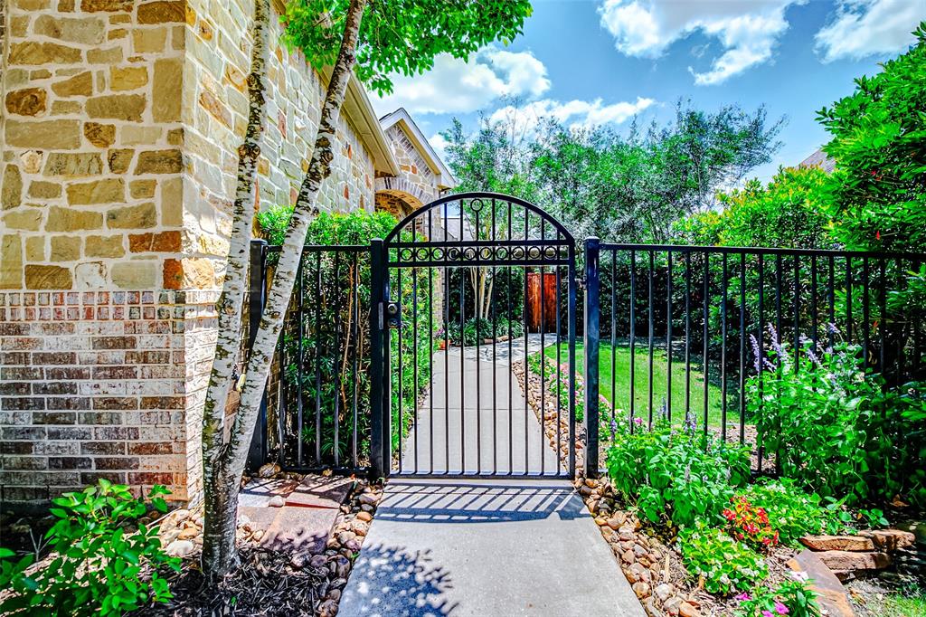 4955 Caponi Falls Lane, Katy, Texas image 3