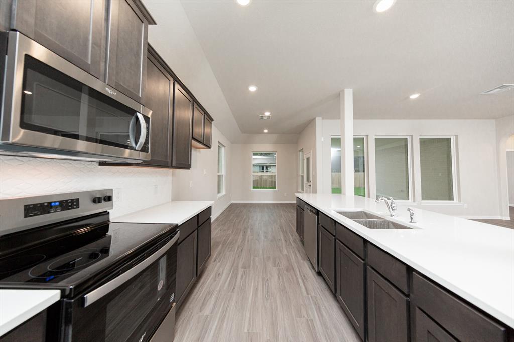 12906 Walden Road, Montgomery, Texas image 6