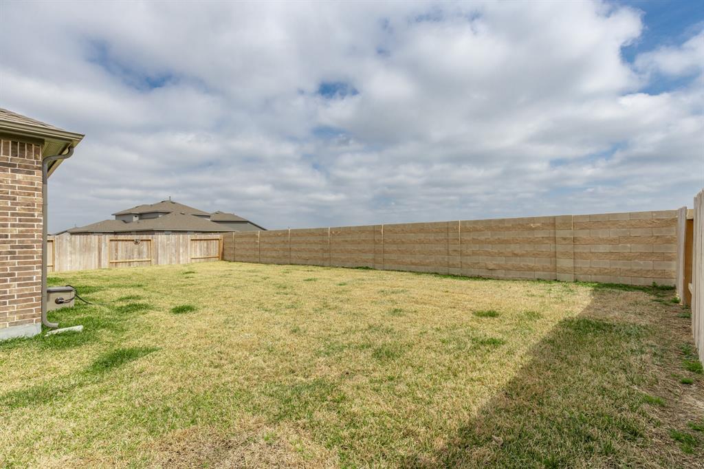 519 San Marcos Trail, Dayton, Texas image 39