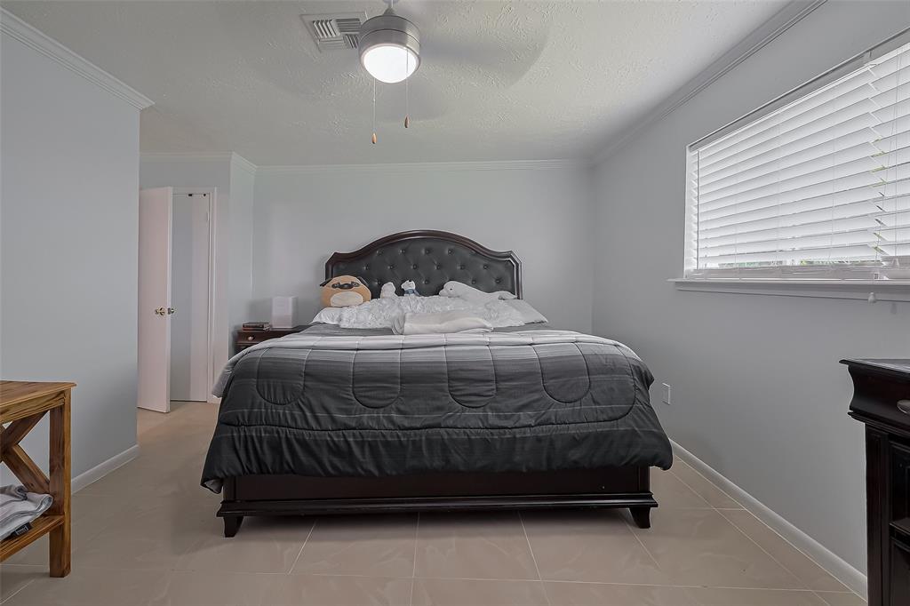 12811 Huntington Venture Drive, Houston, Texas image 25