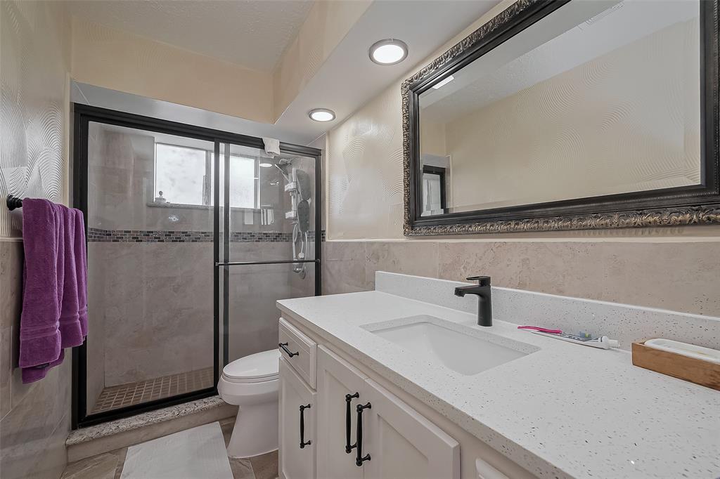12811 Huntington Venture Drive, Houston, Texas image 28