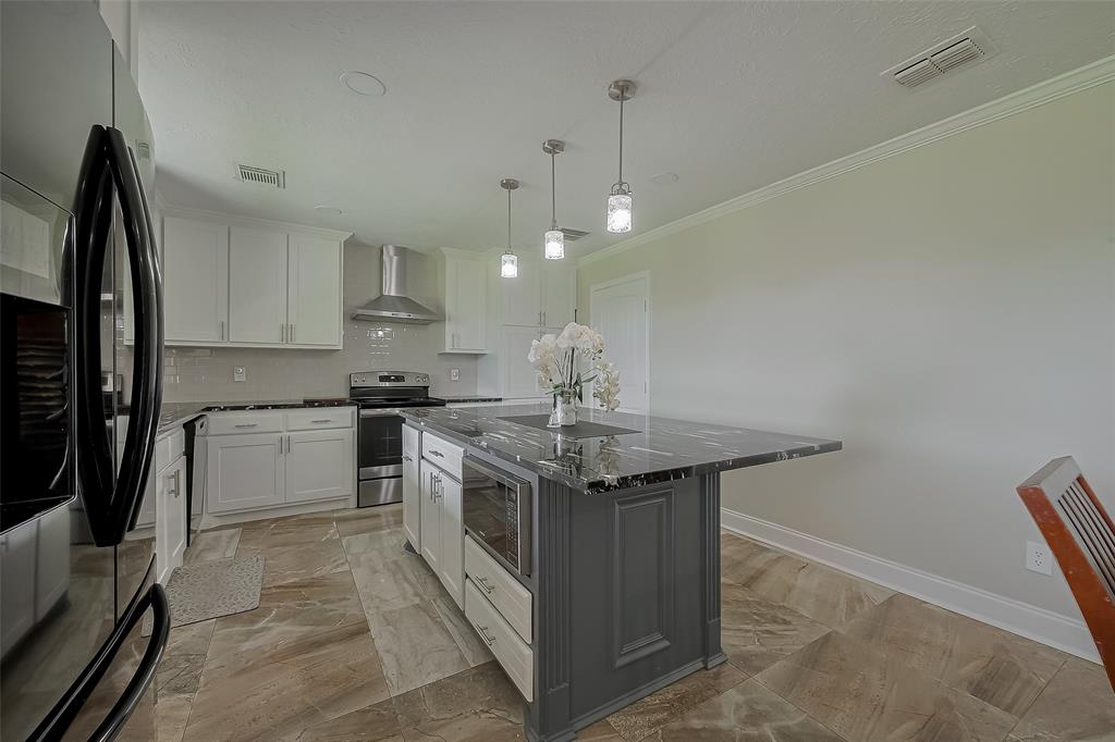 12811 Huntington Venture Drive, Houston, Texas image 13