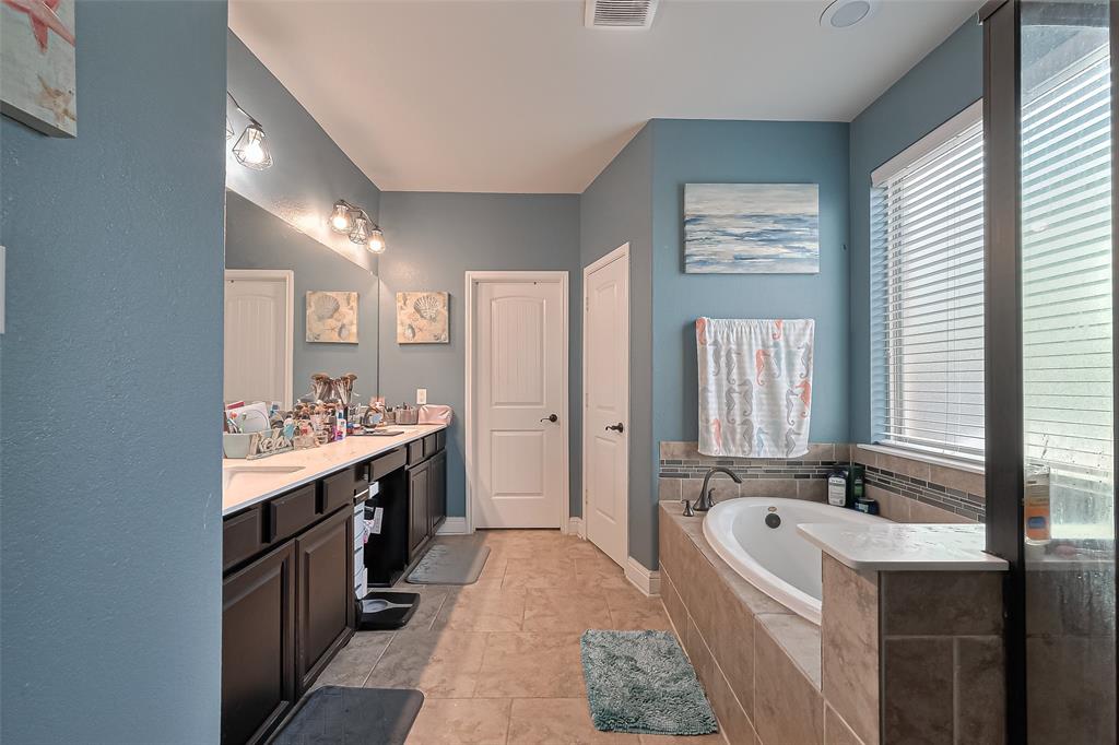 2215 Trocadero Lane, League City, Texas image 40