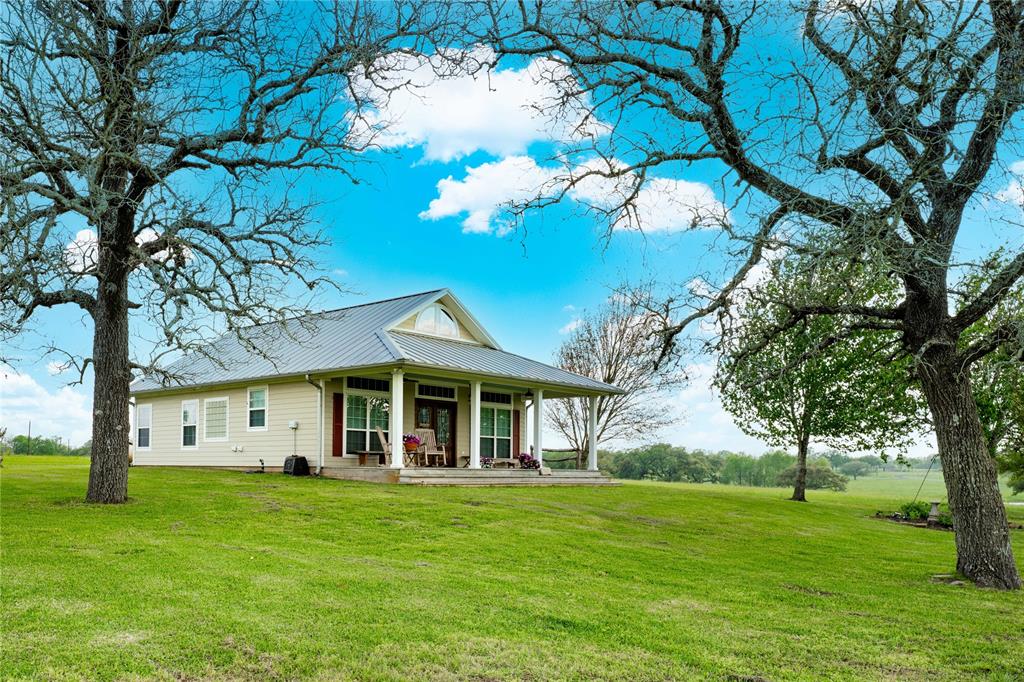 2007 Fm 2434, Weimar, Texas image 33