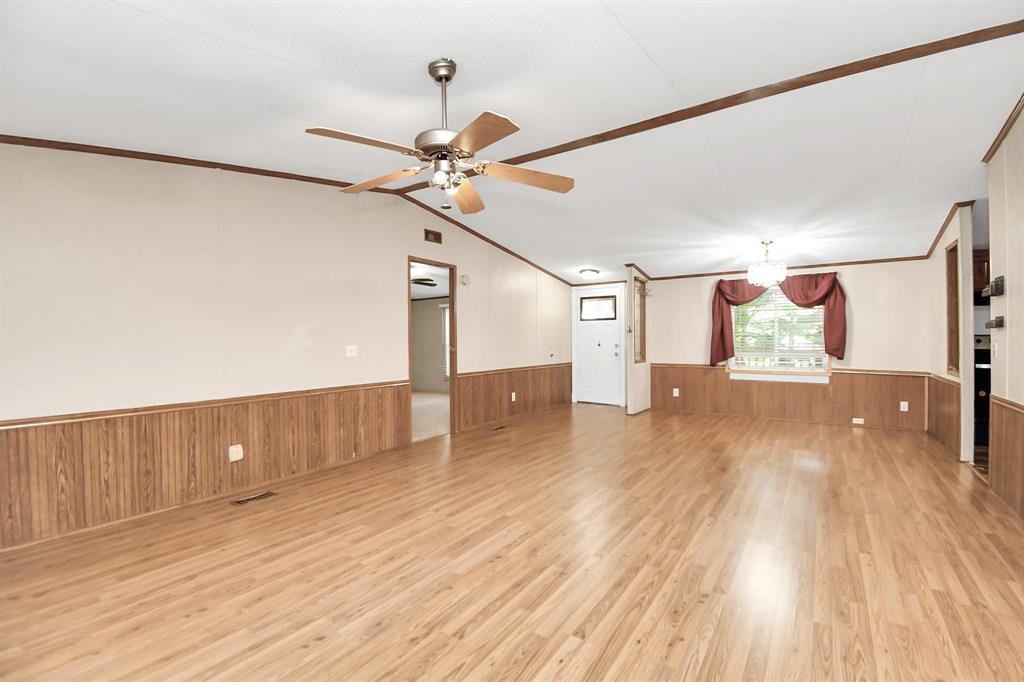9322 Viscaro Lane, Humble, Texas image 16