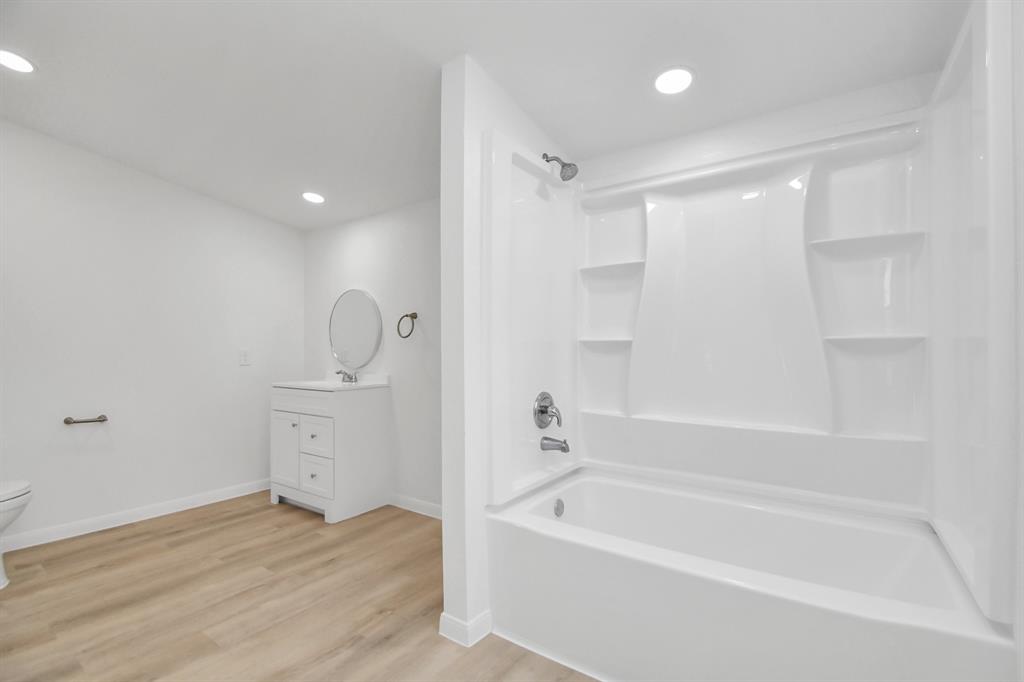 9322 Viscaro Lane, Humble, Texas image 38