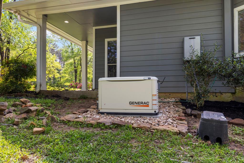 40326 Donna Ana Road, Magnolia, Texas image 47