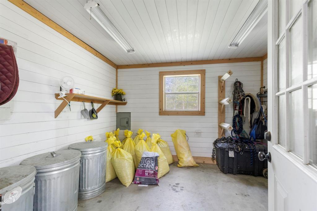 40326 Donna Ana Road, Magnolia, Texas image 37