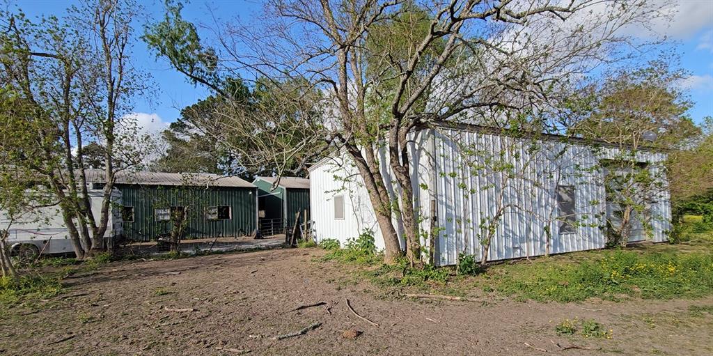 435 Indian Shores Road, Crosby, Texas image 11
