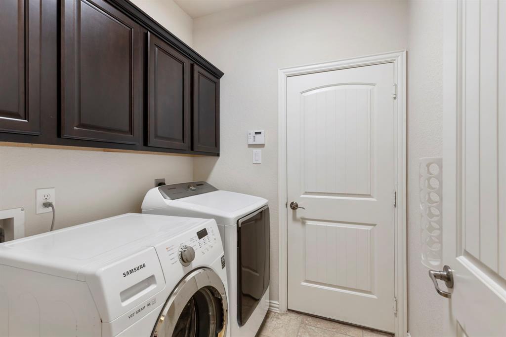 30 E Deer River Circle, Spring, Texas image 27