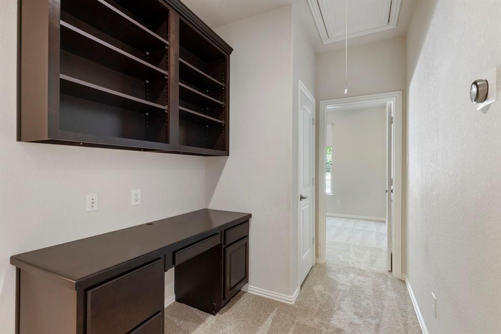 30 E Deer River Circle, Spring, Texas image 24