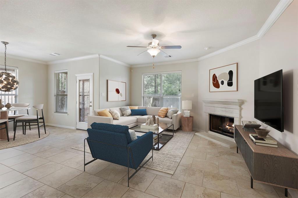 30 E Deer River Circle, Spring, Texas image 14