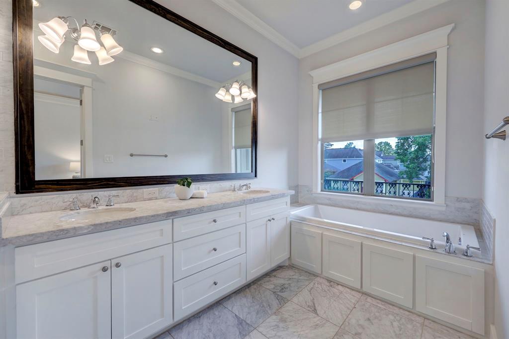 623 W 16th Street, Houston, Texas image 25