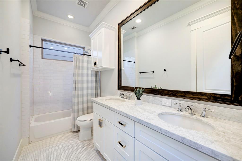623 W 16th Street, Houston, Texas image 32