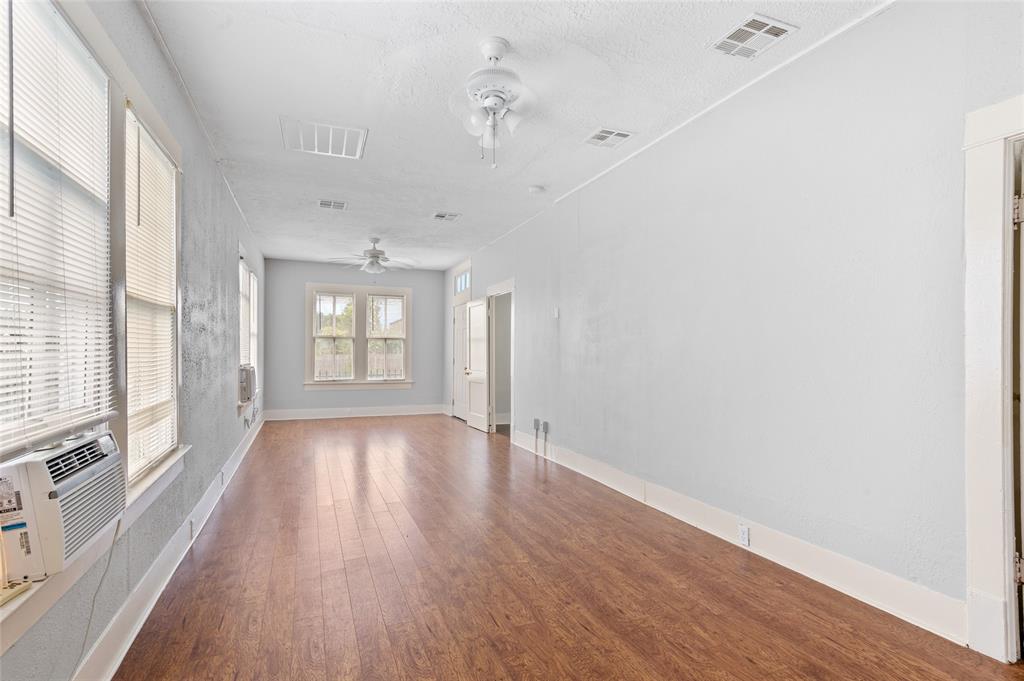 714 44th Street