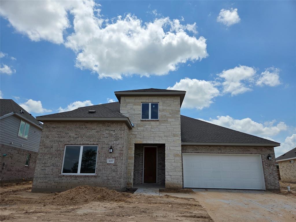 806 Blue Stone Drive, Beasley, Texas image 1