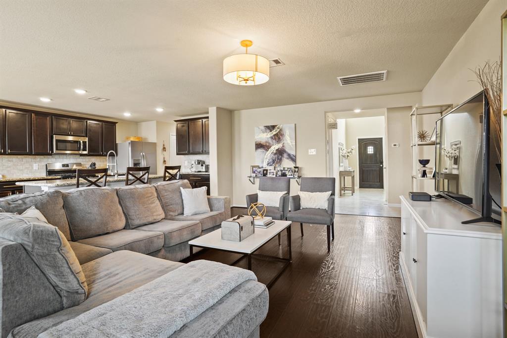3014 Mcdonough Way, Katy, Texas image 9