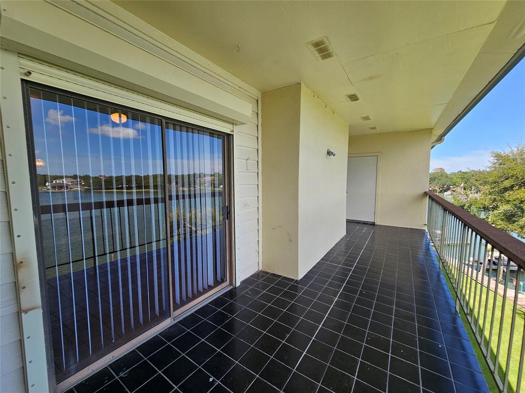18809 Egret Bay Boulevard 125
